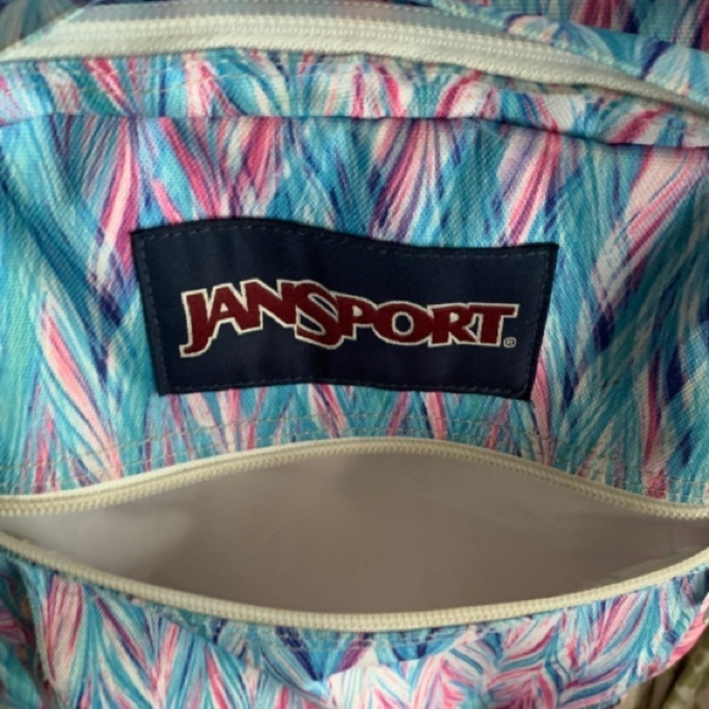 JanSport Big Student Backpack White Pink and Blue Zig Zags X Large Backpack - Picture 10 of 16